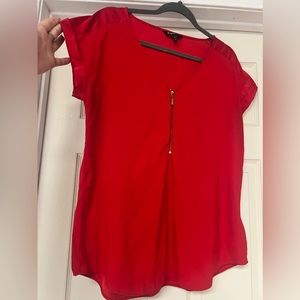 Express Zipper top